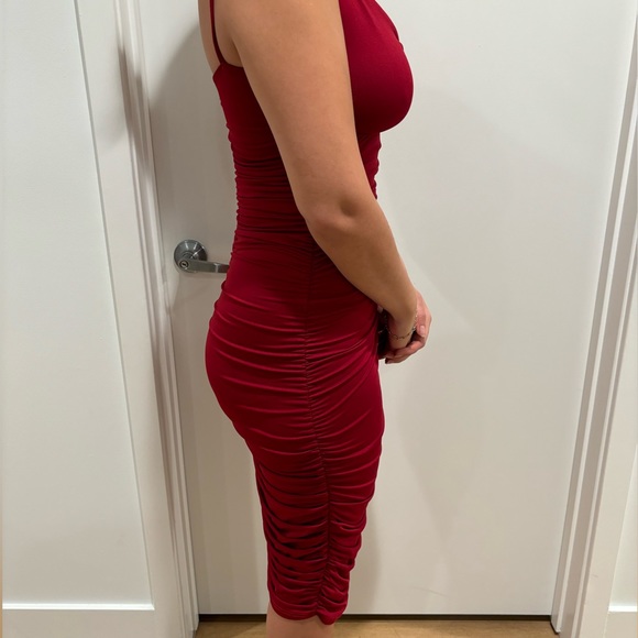 Like new Burgundy midi dress - Picture 3 of 5